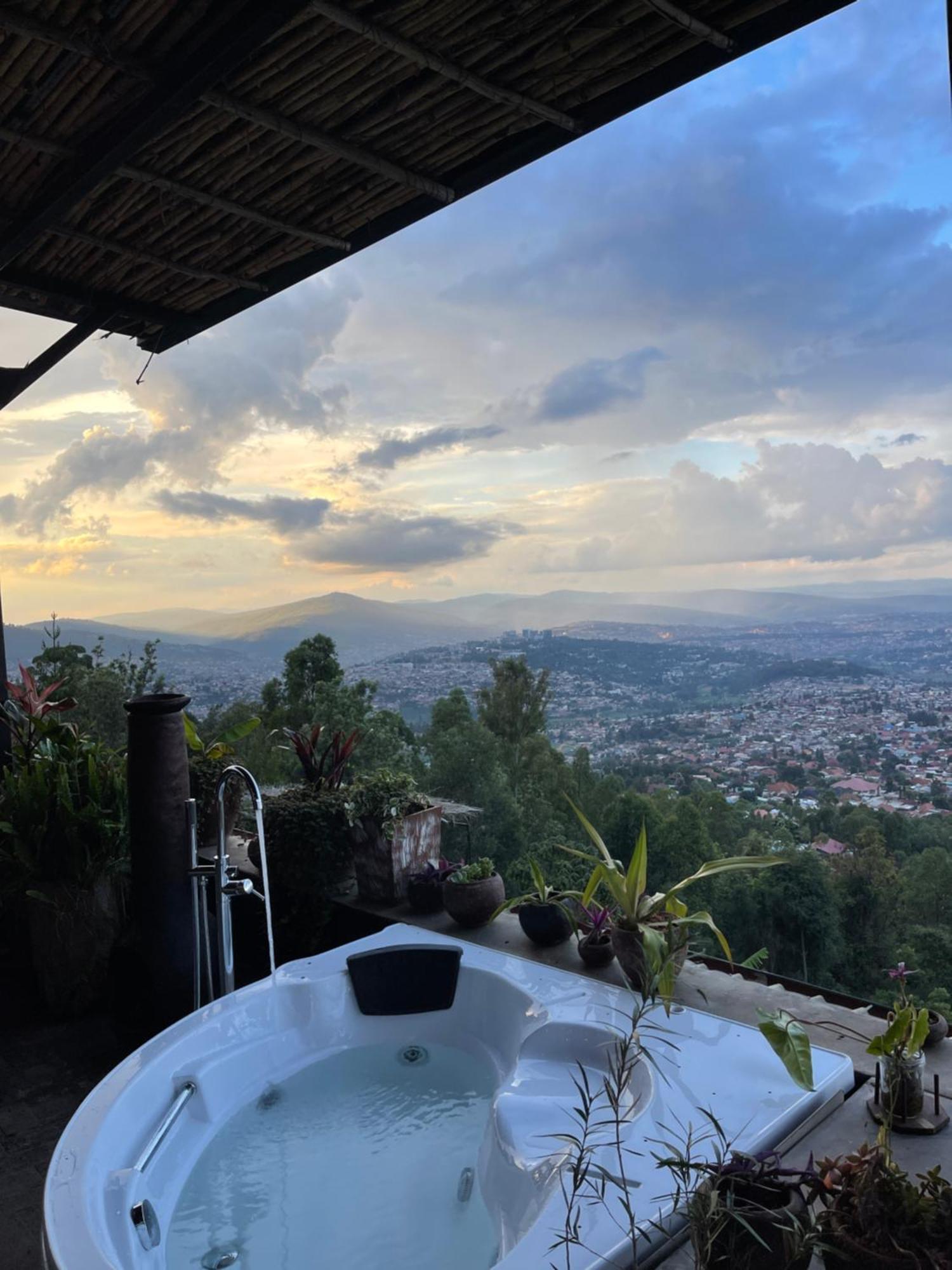 Eagle View Lodge - Kigali Eksteriør billede